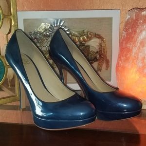 Joan and David Flipp Heel ☆ size 6.5 ☆